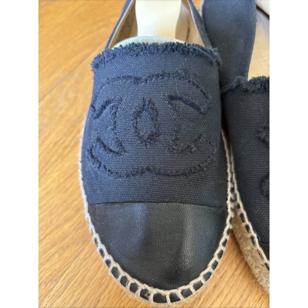 Chanel CC Logo Black Denim leather cap Espadrille Flats EU 38 US 7.5 - Picture 2 of 16